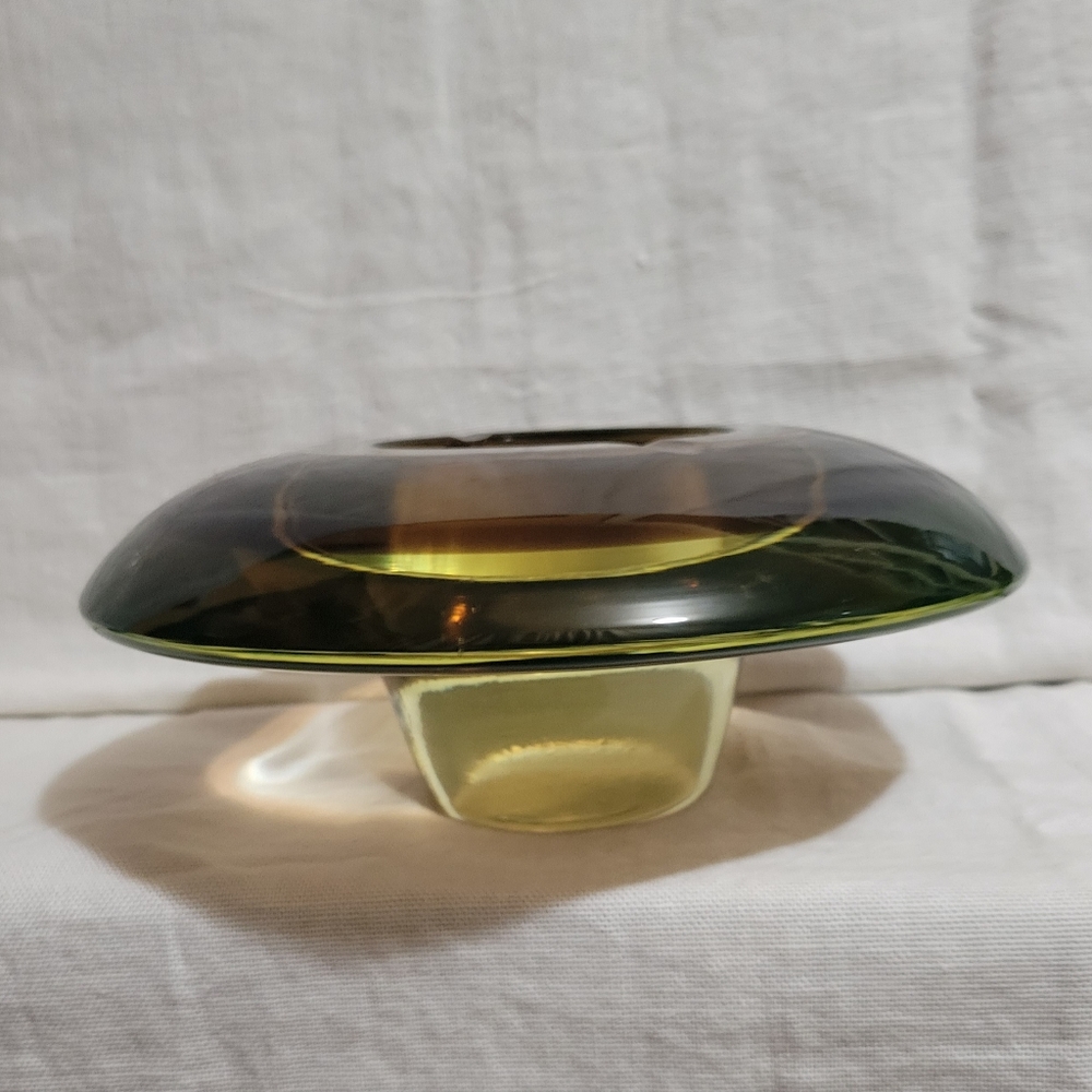 Art Glass Ashtray attributed to Mid-Century Seguso Summerso Murano